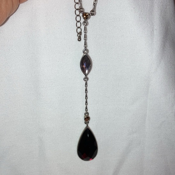 Lia Sophia, Red Cut Teardrop Stone, with other smaller stones - Picture 8 of 11